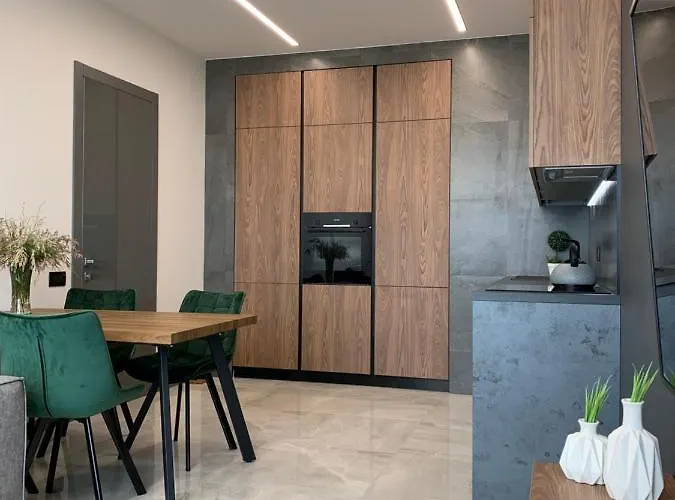 G44 Sea View Apartment